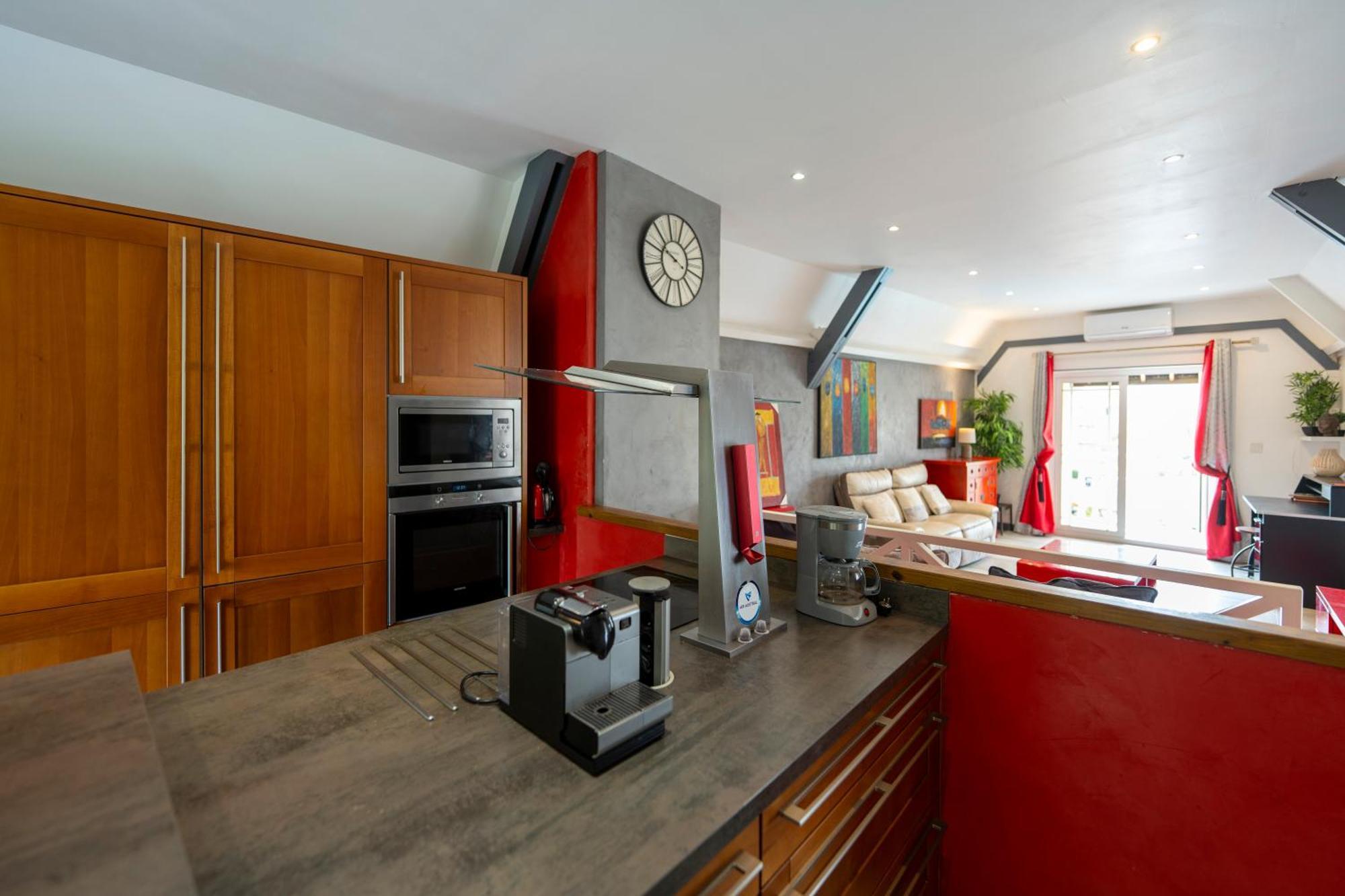 Le Flamboyant Apartment Saint-Gilles-les Bains Bagian luar foto